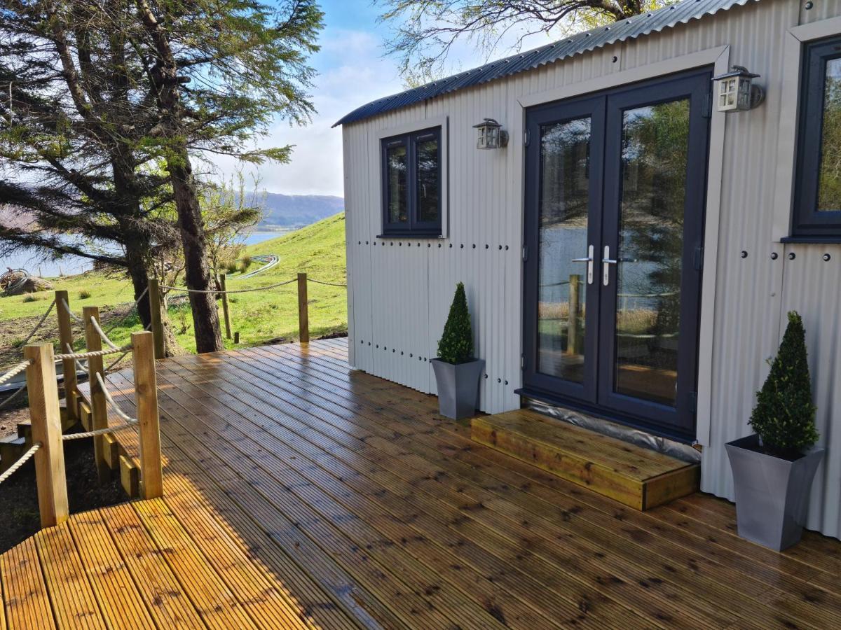 The Bay ,Luxury Shepherds Hut, Dundonnell Bagian luar foto