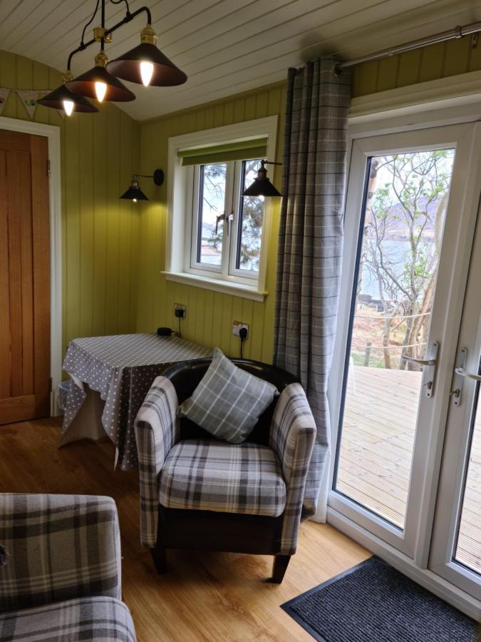 The Bay ,Luxury Shepherds Hut, Dundonnell Bagian luar foto