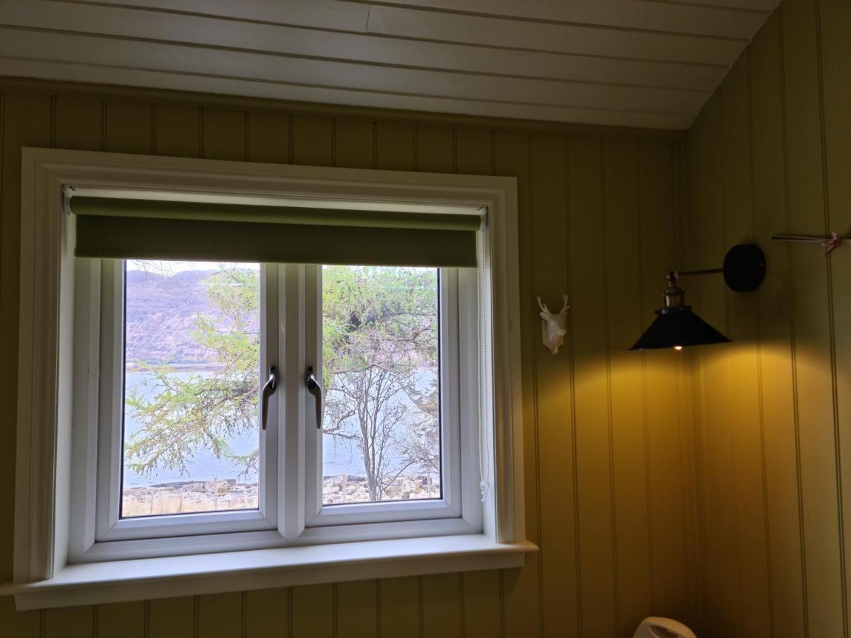 The Bay ,Luxury Shepherds Hut, Dundonnell Bagian luar foto