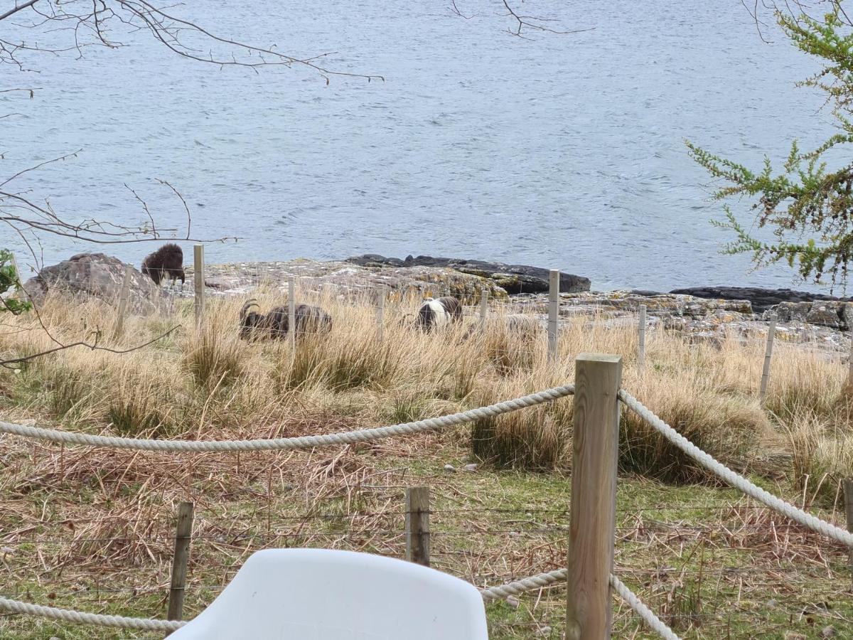 The Bay ,Luxury Shepherds Hut, Dundonnell Bagian luar foto