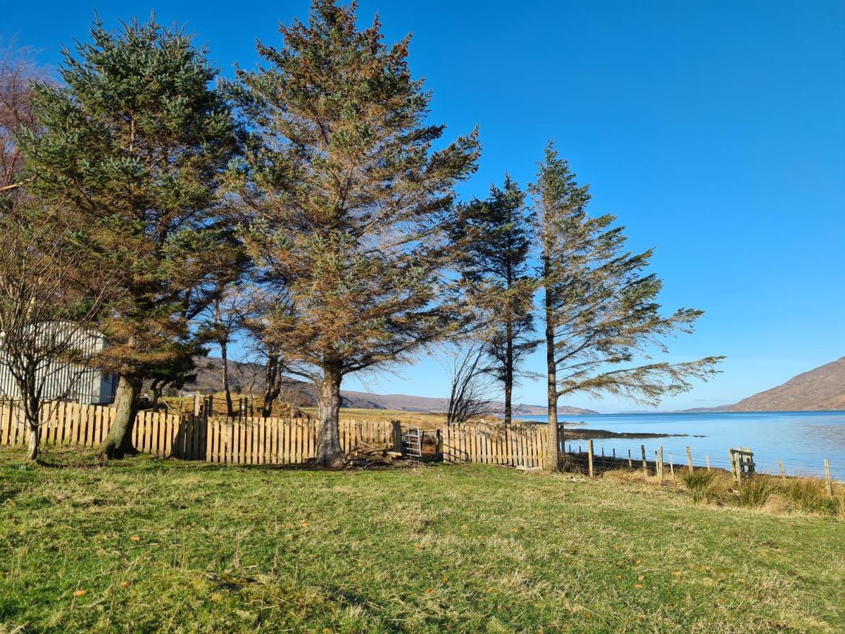 The Bay ,Luxury Shepherds Hut, Dundonnell Bagian luar foto